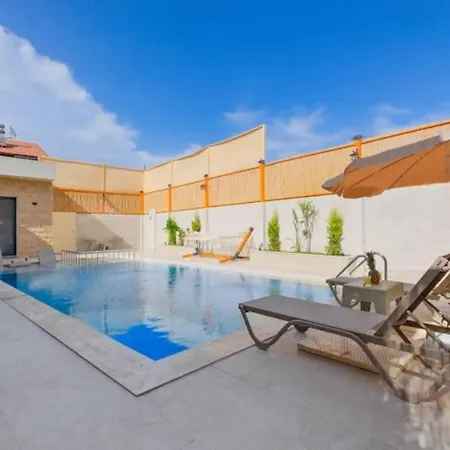 Zera Villa